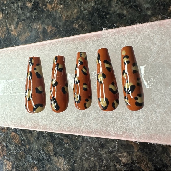 “Toi” Press On Set by LoveScottiNails - Picture 3 of 3